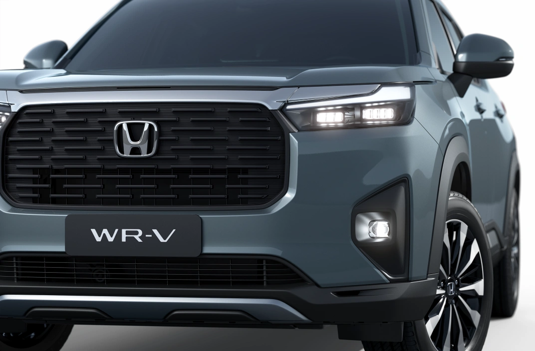 Conjunto óptico com DRL em LED (Luzes de Rodagem Diurna)