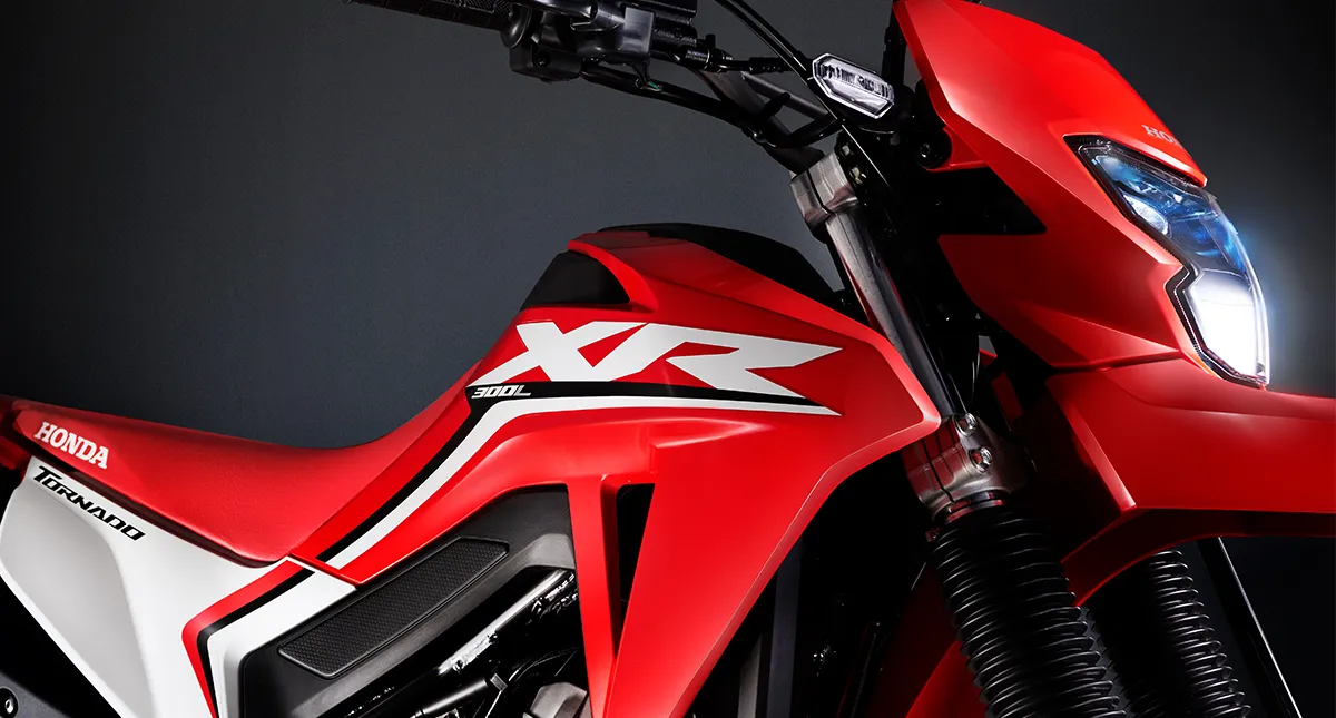 Grafismo da Honda Tornado 2025