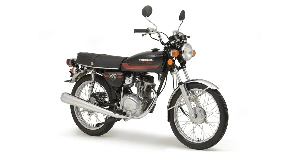 Moto Honda CG 125 1981 a Alcool Preta e Vermelha 