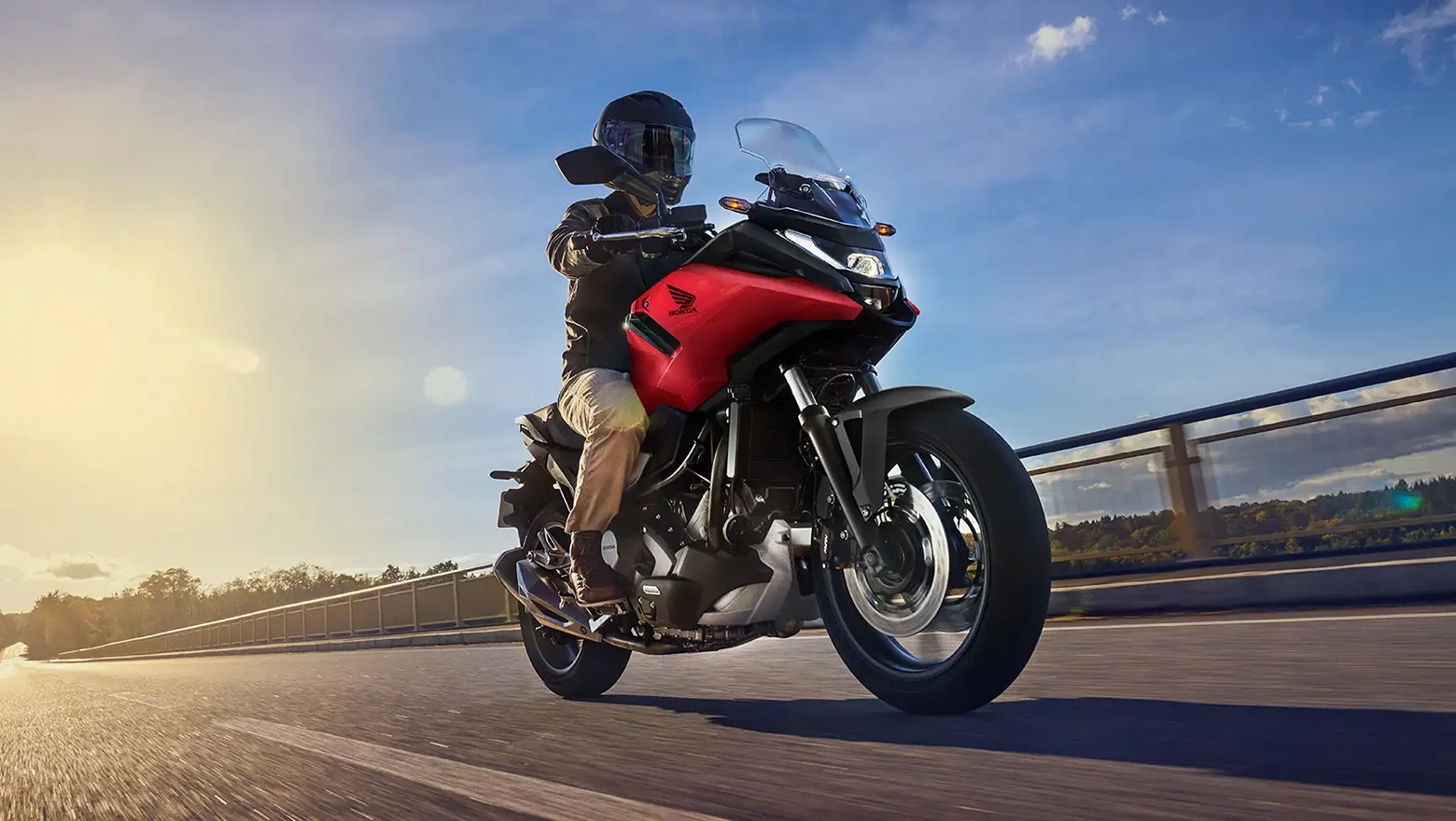 Honda NC 750X na estrada