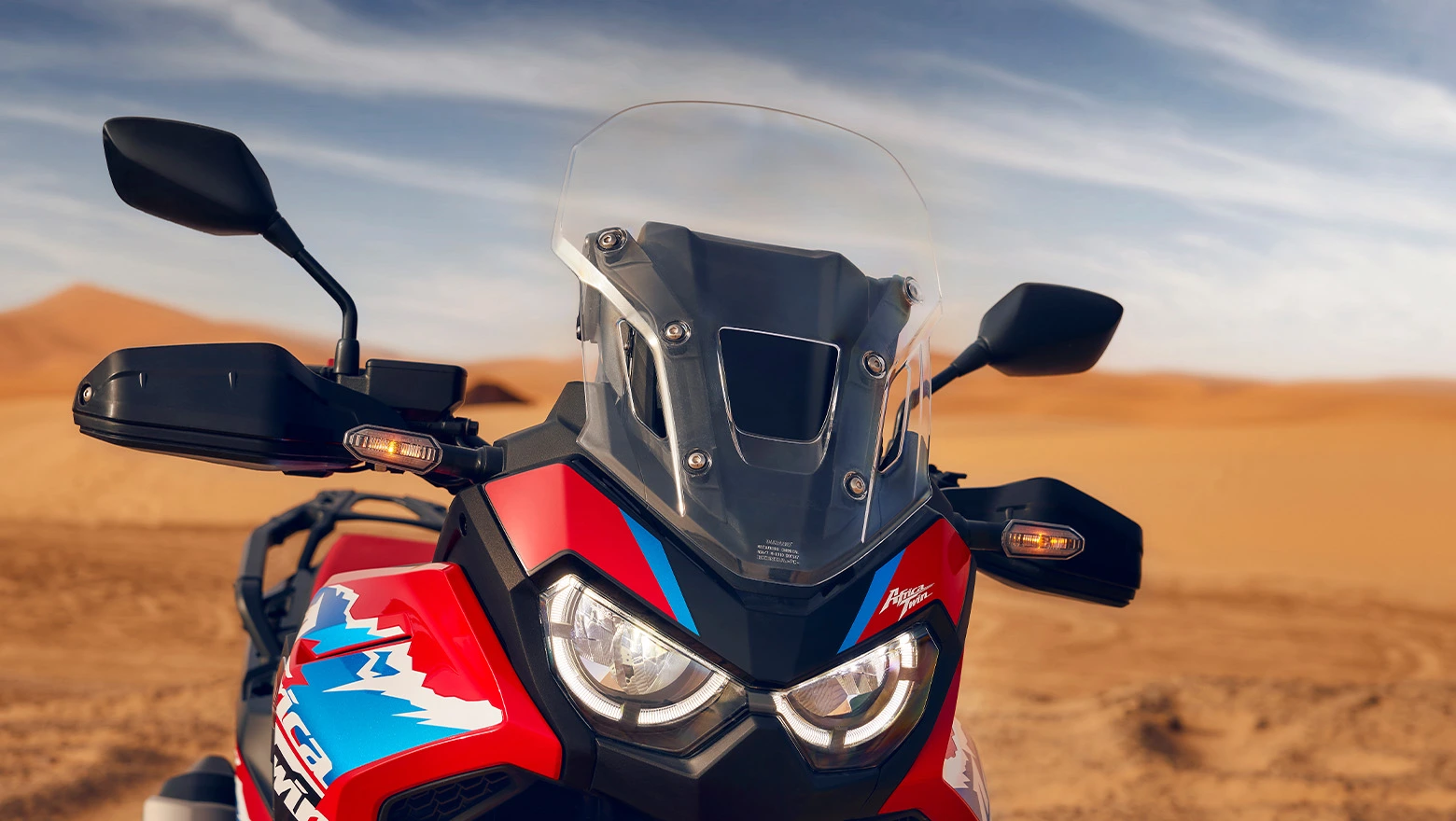 Lampada led e guidão moto Honda destacado