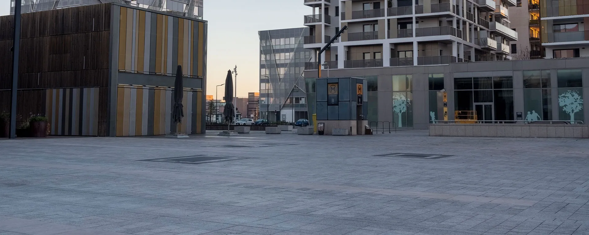 Modo de Pilotagem Standard da Moto Honda CB 1000R Vermelho Metálico Bordeaux Red Metallic