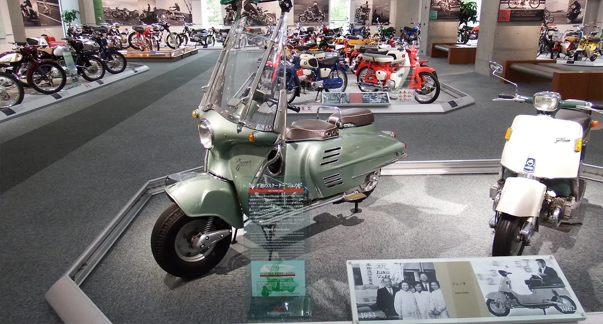 Scooter Juno Honda, primeira scooter da montadora