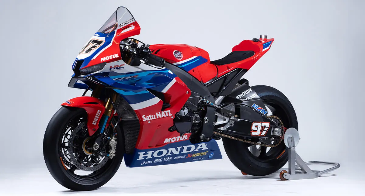 Lateral esquerda da motocicleta Honda CBR 1000RR-R Fireblade SP